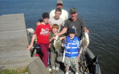 <p>We chased some feeding gulls, and the Dunhams got these hybrids at Lake Palestine, Tx</p>